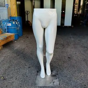 Jambe de mannequin scaled