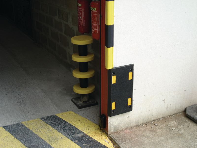 Bouclier blindé mural en élastomère et acier galvanisé, protection mural