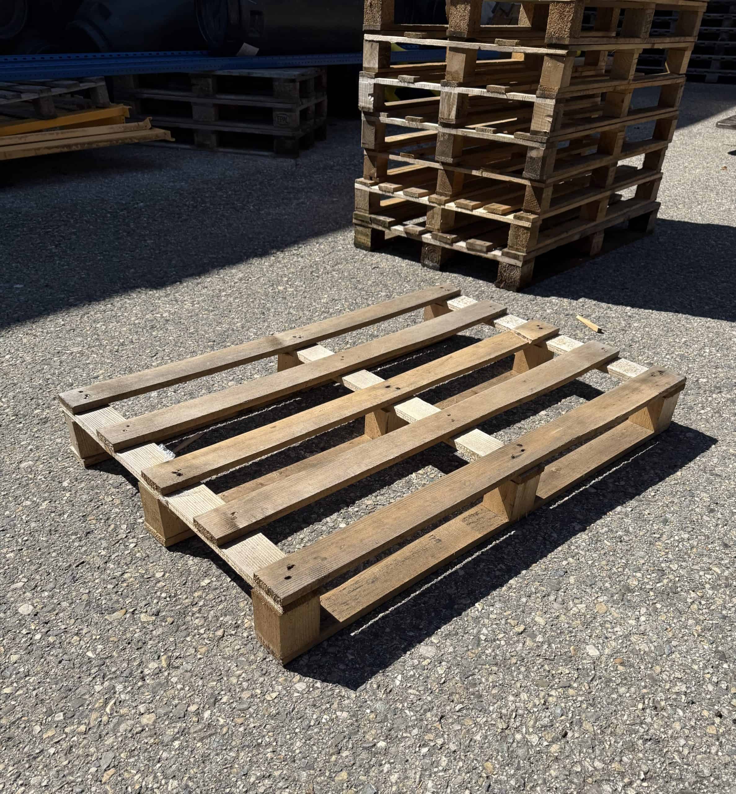 Palettes perdues diverses 120 x 80 cm Occasion scaled